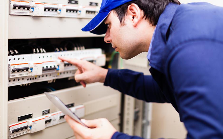 entreprise d'électricité Paris 8